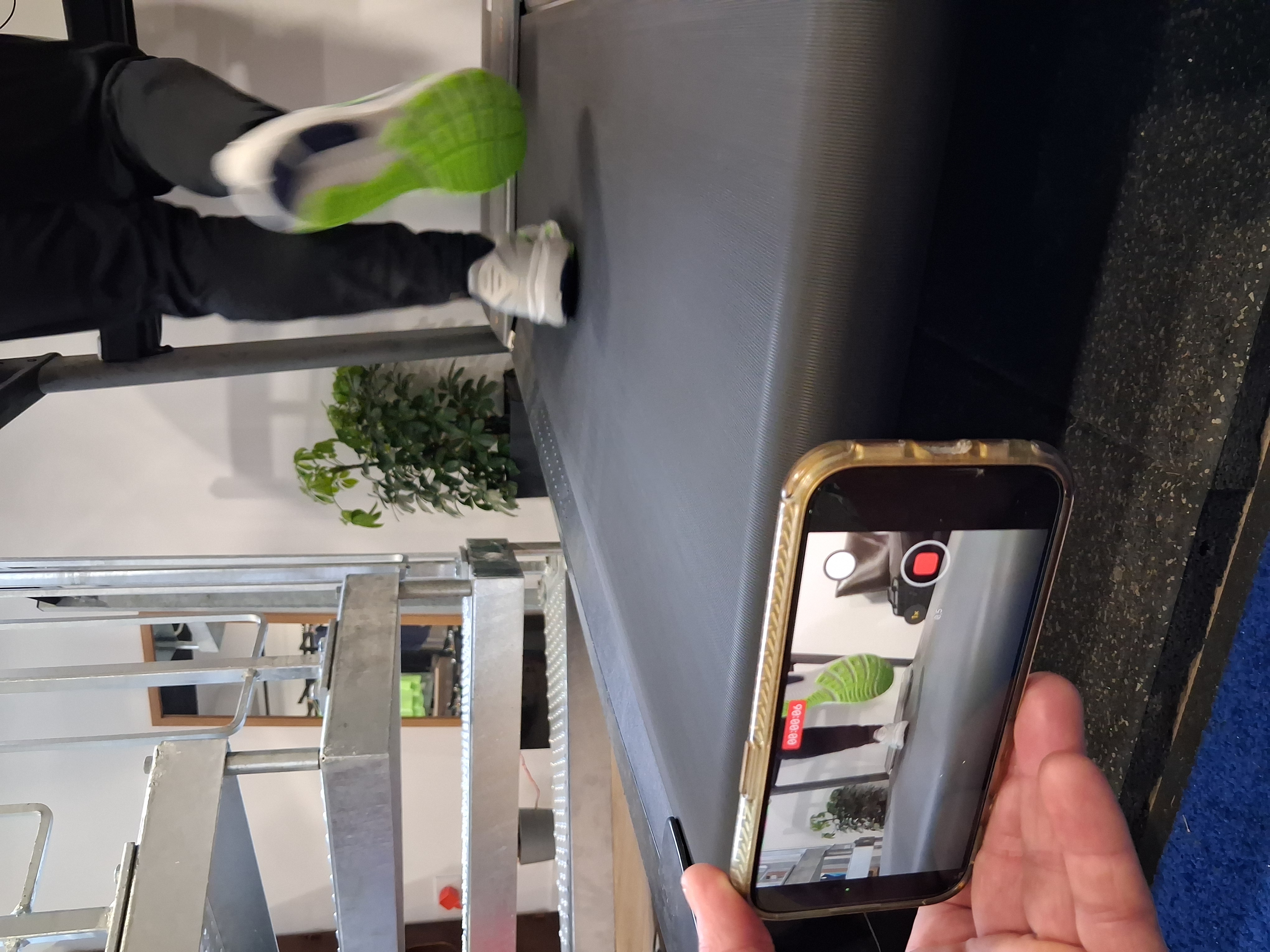 Necklaces & Pendants